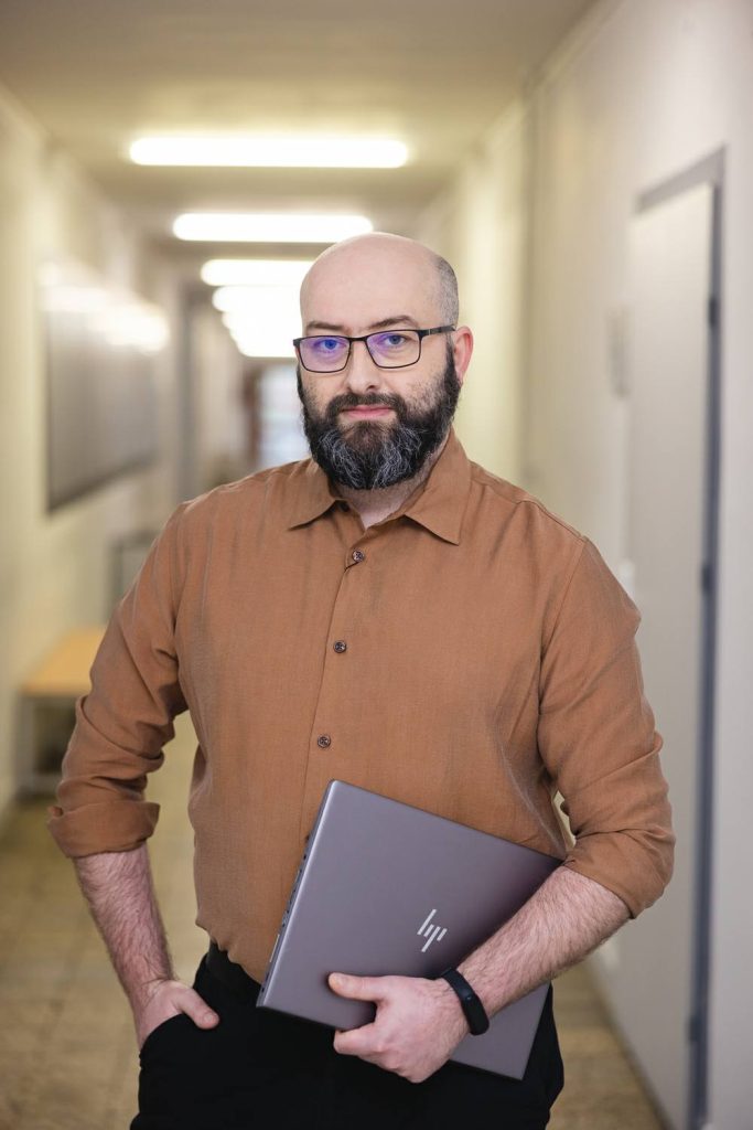 dr Szymon Makuch